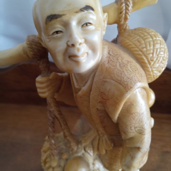 Asian Statue/Figurine - Picture 11 of 11